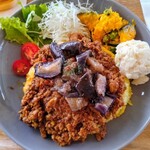 ヒナタ屋 - ナスキーマカレーと3種の野菜添え