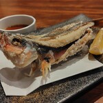 波照間 - グルクン姿揚げ
