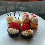 TAVERN by the green - 