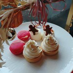 TAVERN by the green - 