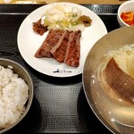 仙臺たんや 利久 - 