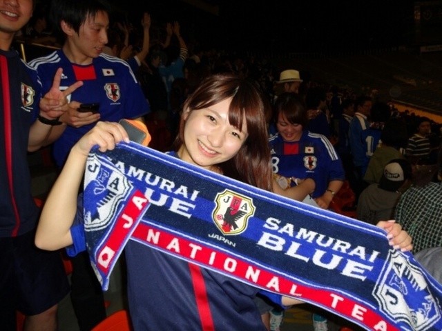 スポーツバー リボルバー 藤沢 スポーツバー 食べログ