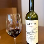 エピセ - ペアリング＃５ アルゼンチンのマルベック。 カテナの畑をバランスさせたアッサンブラージュ。 1年熟成の軽い複雑味で肉料理との相性が抜群。 長期熟成したのも飲んでみたい。