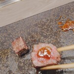 八重洲 steak & seafood 鉄板焼き 一心 -  ニンニク醤油漬けと合わしても旨い