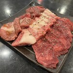 和牛焼肉 くいしん坊 - 