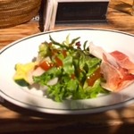 欧風小皿料理 沢村 - ホリデーメニューのサラダ