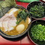 豚骨醤油ラーメン 王道家 柏店 - 