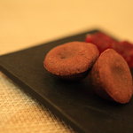 BRILLANTE IL SUZUKI - 「チャンバリーナ（チョコの焼き菓子）とフランボワーズのパートドフリュイ」