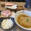 だし麺屋 ナミノアヤ 上野毛本店