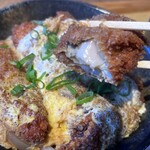 鳥羽風土 - 良い感じに揚がってます。美味い