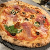 800°DEGREES ARTISAN PIZZERIA - 