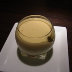 わいん - 2014.6)２品目はとうもろこしの泡仕立て