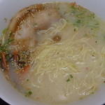 日清ラ王　袋麺屋 - 日清ラ王（豚骨）税込２５０円