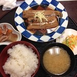 佳鱗亭 - 穴子煮定食（900円）