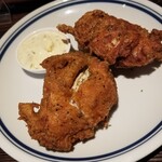 CHILLAX BURGERS&WINE - 北海道フライドチキン