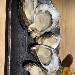 銀座で生牡蠣が美味しい専門店 牡蠣Bar - 