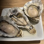 銀座で生牡蠣が美味しい専門店 牡蠣Bar - 