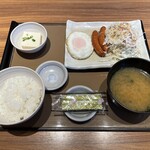 やよい軒 小松店 - エッグ＆ウインナー朝食