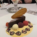 サラマンジェ ドゥ カジノ - 