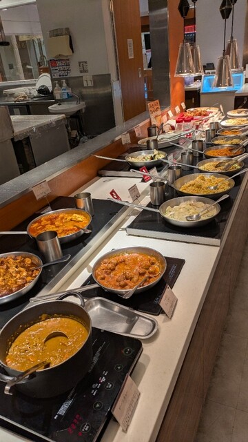 オーシャンクラブビュッフェ デックス東京ビーチ店 （OCEAN CLUB