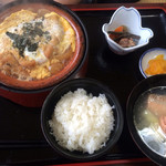 てうり亭 - カツ煮定食 950円