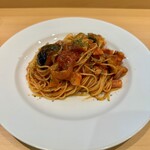 BEMITOBA - 茄子とベーコンのトマトソース　880円