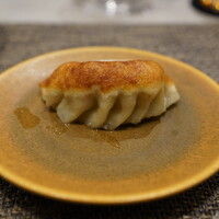 Chinese Restaurant 晴華 - 餃子：よだれ鶏のタレで二段活用
