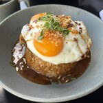 Hideout at the Laylow - 