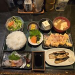 新潟肉と海鮮・50種の地酒 つるまる - 