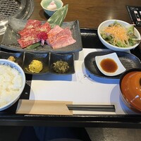 焼肉 炉辺 - 
