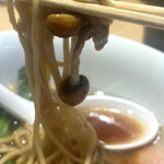 煮干しのビリー - なめこと絡めて旨し♪