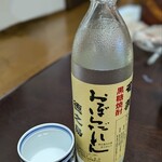 秋丸酒店 - 奄美黒糖焼酎 おぼだられん 25度 900ml　1120円(税込)　(2024.12)