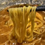 丸源ラ－メン - 麺リフト