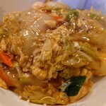 中華料理 龍虎 - 令和6年12月 夜営業時間(17:00〜20:40)
                                特製中華丼 税込700円