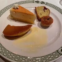 ロウリーズ・ザ・プライムリブ 恵比寿ガーデンプレイス店 - 