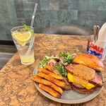 Chillmatic Hamburger & Bistro - 