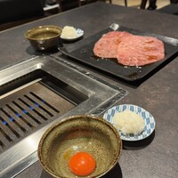 和牛とワイン 焼肉きゅうこん - 