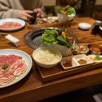 松庵 韓菜房 栄大津通店 - 