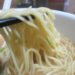瓢太 - 甘いスープに似合う、柔もっちりな中太麺。
            