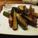 ノリノ穴 - ズッキーニとベーコンのソテー♪