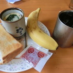 喫茶たんぽぽ - モーニング（アイスコーヒー）、３８０円