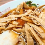 そば処 更科 - 数え切れないメンマ。