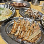 餃子のかっちゃん 池袋東口店 - 