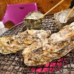 川端鮮魚店 - 牡蠣とさざえ