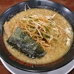 昭和屋 - ねぎ味噌らーめん（こってり・細麺）529円