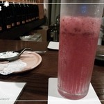 BAR DaMonde - チェリーカラーがとても鮮やか！