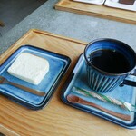 SHIZUKU CAFE - バニラのふわふわチーズケーキ¥400