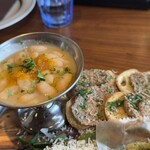 バール チッチャ - 白インゲン豆とカラスミ、パテ