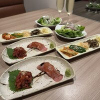 近江うし 焼肉 にくTATSU 青山本店 - 