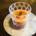 スカイレストラン634 - アミューズの赤ピーマンのスープ